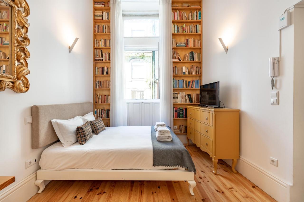 Apartment Viva Library